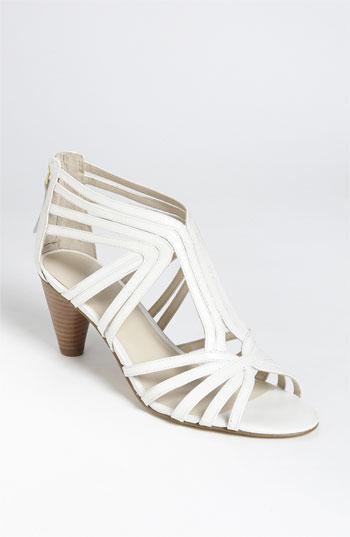 Nine West 'freesia' Sandal White Leather 9 M