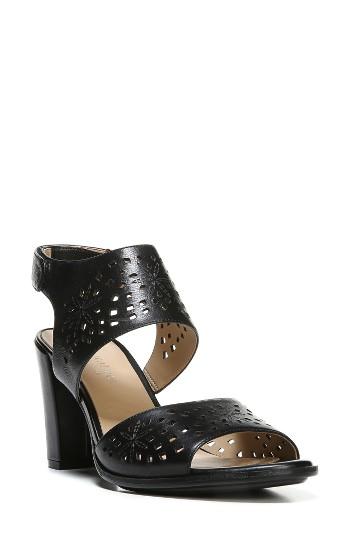 Women's Naturalizer Zinna Perforated Sandal