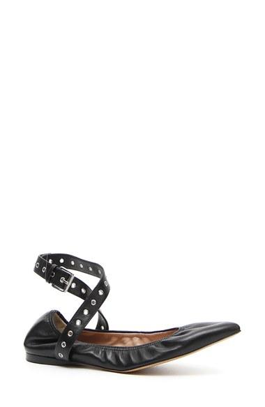 Women's Valentino 'love Latch' Pointy Toe Flat Us / 35eu - Black