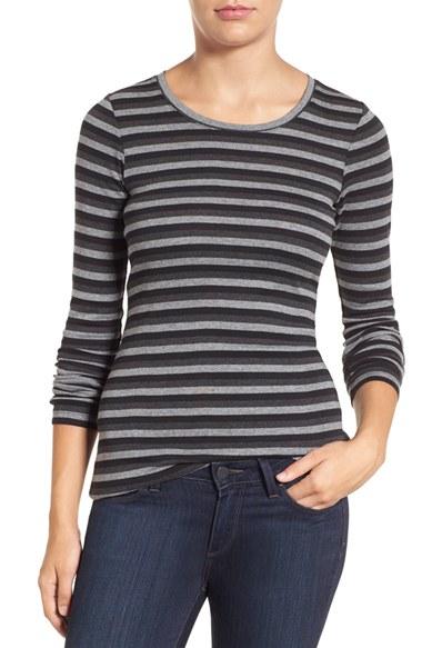 Petite Women's Caslon Long Sleeve Scoop Neck Cotton Tee, Size P - Grey