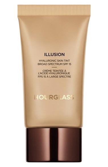 Hourglass Illusion Hyaluronic Skin Tint -