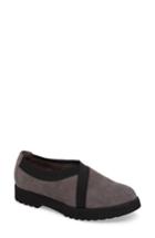 Women's Clarks Bellevue Cedar Loafer .5 M - Grey