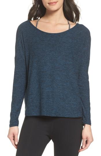 Women's Beyond Yoga Weekend Traveler Top - Blue