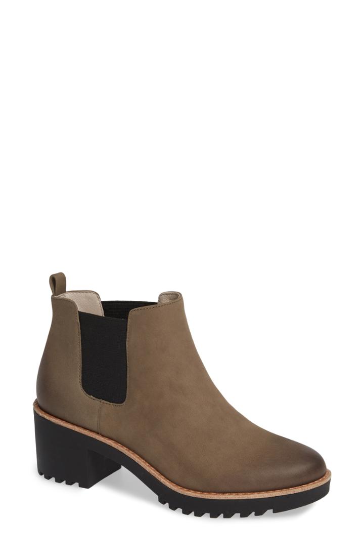 Women's Caslon Joshua Water Resistant Bootie M - Black