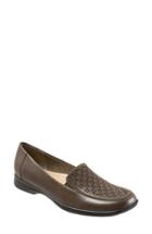 Women's Trotters 'jenn' Laser Cutout Loafer M - Green