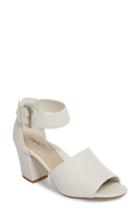 Women's T Tahari Piper Sandal M - White
