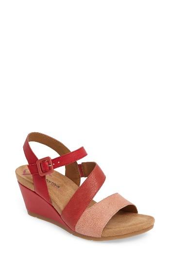 Women's Comfortiva Violet Wedge Sandal M - Red