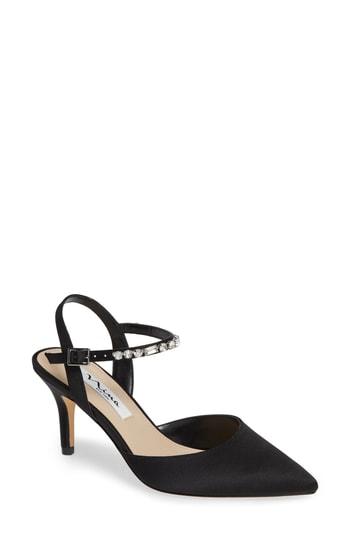 Women's Nina Tonya Pointy Toe Pump .5 M - Black