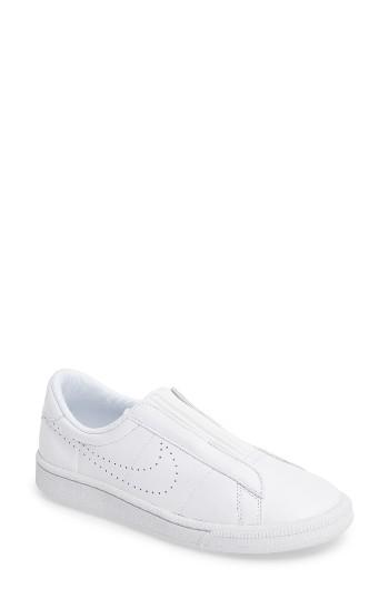 Women's Nike Classic Ez Slip-on Tennis Shoe M - White