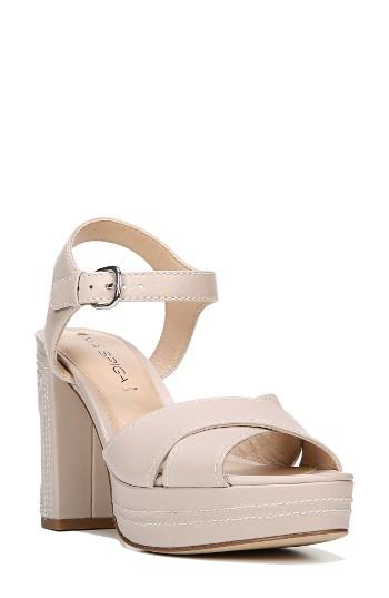 Women's Via Spiga Brianna Sandal M - Beige