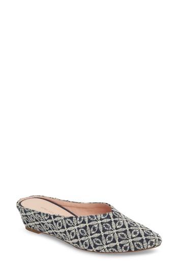 Women's Avec Les Filles Bella Pointy Toe Mule .5 M - Blue