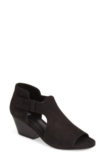 Women's Eileen Fisher 'iris' Sandal M - Black