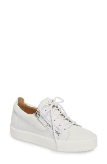 Women's Giuseppe Zanotti High Top Sneaker .5 M - White