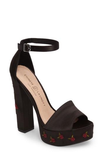 Women's Chinese Laundry Amy Flower Embroidered Platform Pump .5 M - Black