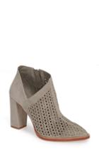 Women's Vince Camuto Lorva Shoe M - Grey