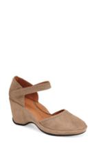 Women's L'amour Des Pieds 'orva' Wedge Sandal .5 M - Beige