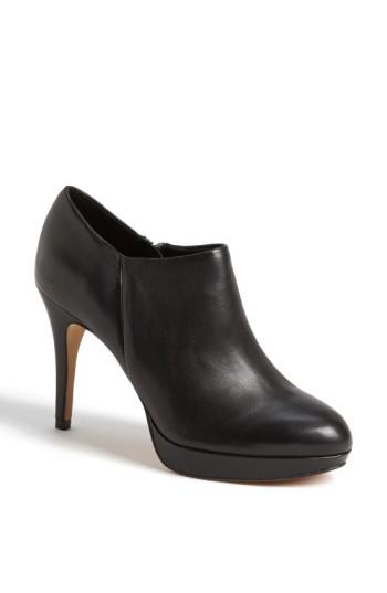 Women's Vince Camuto 'elvin' Bootie M - Black