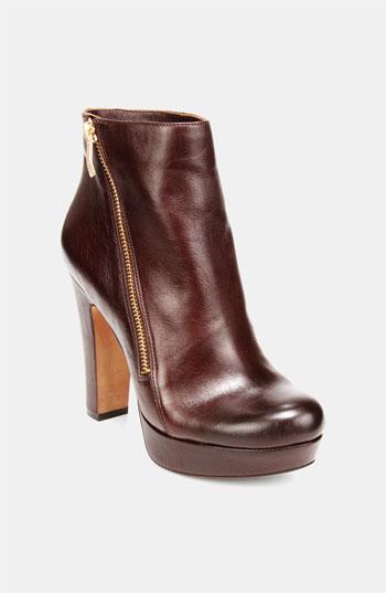 Vince Camuto  Jerra  Bootie Womens Dark Wood Size 9 5 M 9 5 M