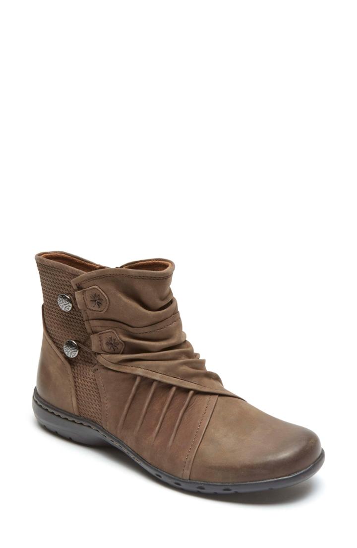 Women's Rockport Cobb Hill Penfield Bungie Bootie .5 W - Brown