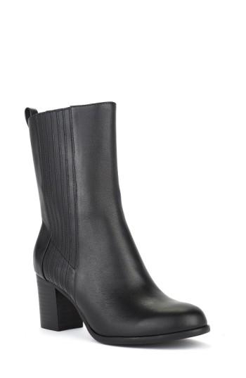 Women's Shoes Of Prey X Eleanor Pendleton Block Heel Bootie .5 B - Black