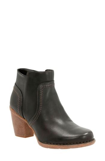 Women's Clarks 'carleta Paris' Ankle Boot .5 M - Black