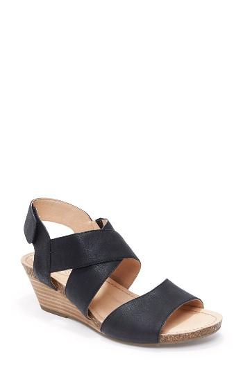 Women's Adam Tucker Toree Wedge Sandal .5 M - Black