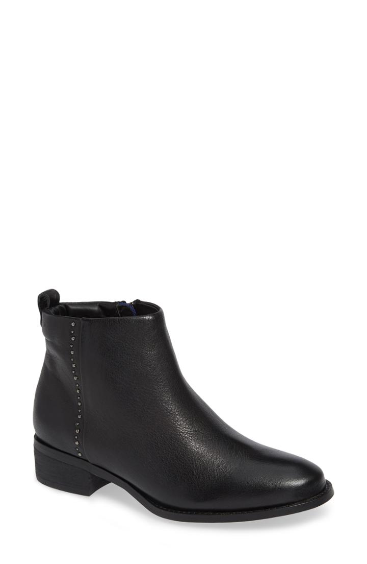 Women's T Tahari Katiya Bootie M - Black