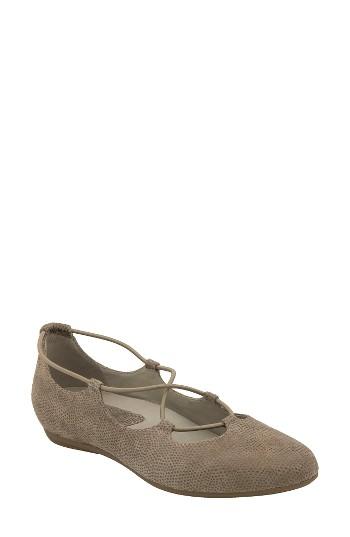 Women's Earthies 'essen' Ghillie Flat .5 M - Beige