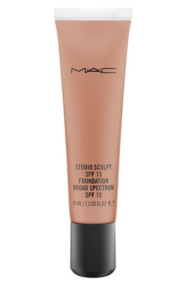 Mac Studio Sculpt Spf 15 Foundation - Nw45