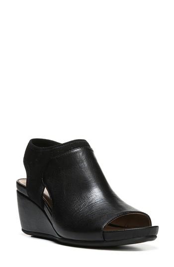 Women's Naturalizer Cailla Shield Sandal .5 N - Black