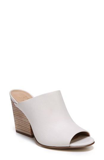 Women's Naturalizer Sloan Sandal M - White
