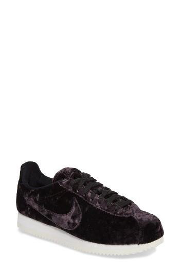 Women's Nike Cortez Classic Lx Sneaker .5 M - Black