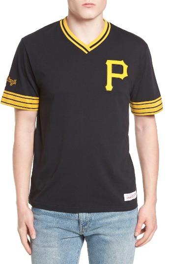 Men's Mitchell & Ness Pittsburgh Pirates - Vintage V-neck T-shirt