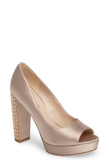 Women's Pelle Moda Paris Peep Toe Pump M - Metallic