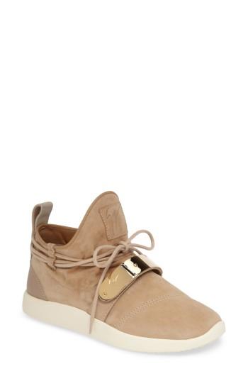 Women's Giuseppe Zanotti Gold Band Sneaker .5 M - Beige