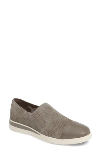Women's Ed Ellen Degeneres Aviana Cap Toe Slip-on Sneaker .5 M - Grey
