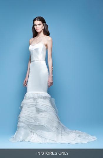 Women's Carolina Herrera 'jordana' Strapless Mikado Mermaid Gown With Layered Organza & Pleat Detail