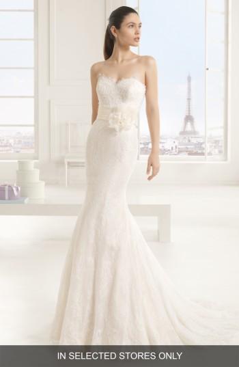 Women's Rosa Clara 'eva' Strapless Beaded Lace Tulle Mermaid Dress, Size - Ivory