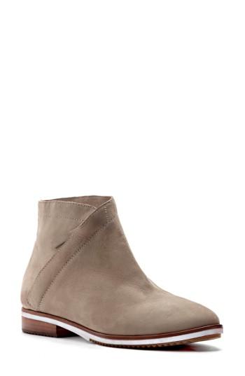 Women's Ed Ellen Degeneres Zaina Bootie M - Brown