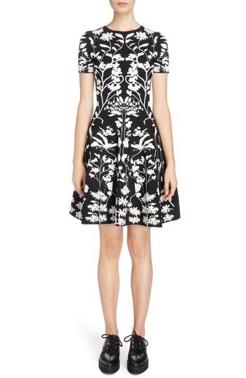 Women's Alexander Mcqueen Botanical Jacquard Knit Flounce Dress, Size - Black
