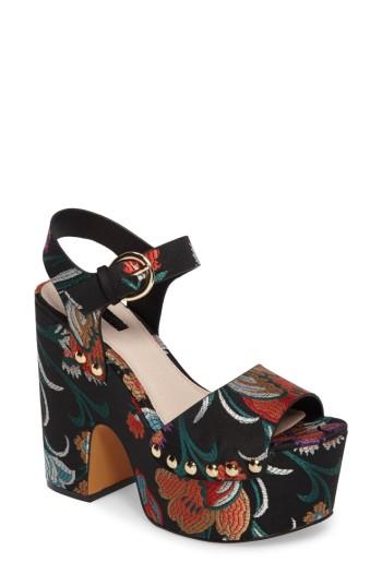 Women's Topshop Lourdes Embroidered Platform Sandal .5us / 36eu - Black