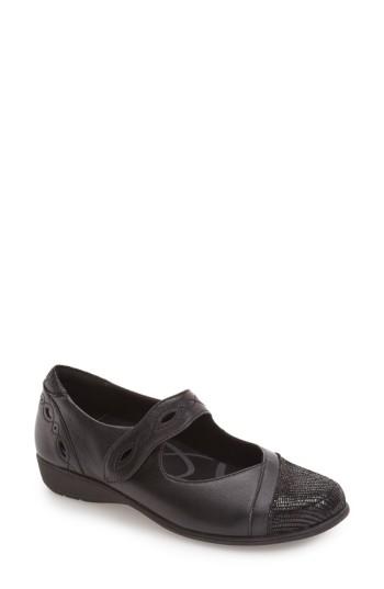 Women's Aravon 'alana' Mary Jane Flat B - Black