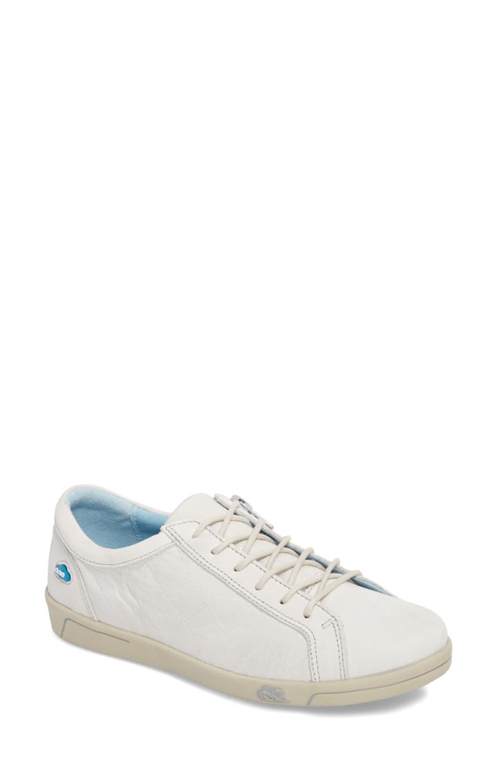 Women's Cloud Alessia Sneaker Us / 40eu - White