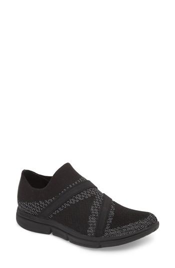 Women's Merrell Zoe Sojourn Knit Q2 Sneaker .5 M - Black
