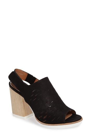 Women's Linea Paolo Gilly Slingback Sandal .5 M - Black