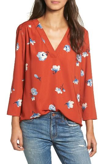 Women's Hinge Print V-neck Top - Red