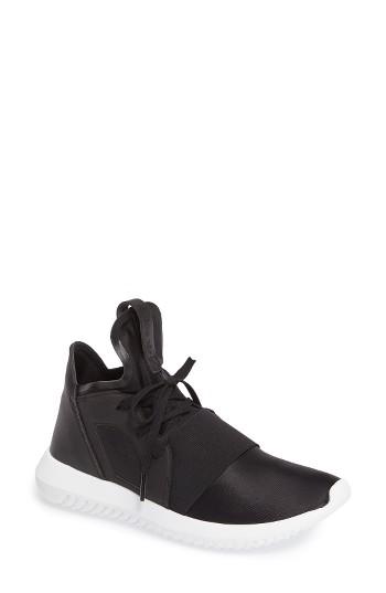 Women's Adidas Tubular Defiant Sneaker .5 M - Black