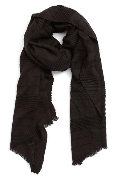 Women's Echo Pleated Blanket Scarf