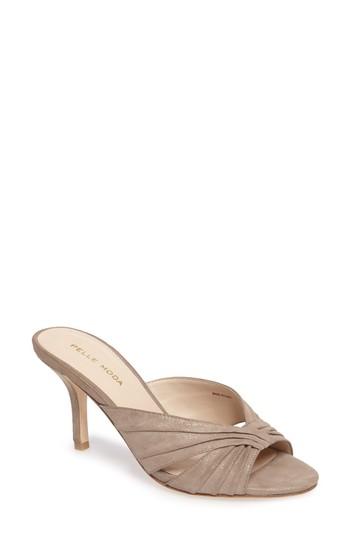 Women's Pelle Moda Isla Sandal .5 M - Beige