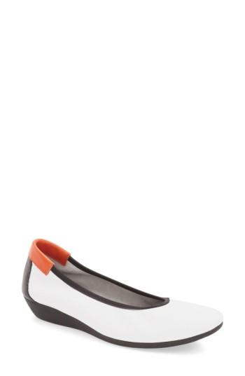 Women's Arche 'onely' Ballet Wedge Us / 40eu - White